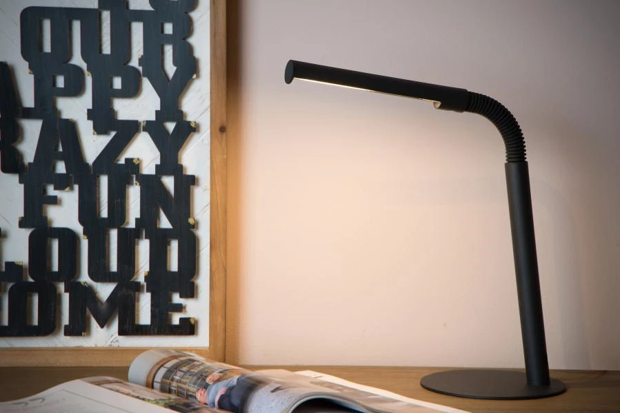 Lucide GILLY - Lampe de bureau - LED - 1x5W 2700K - Noir - ambiance 1